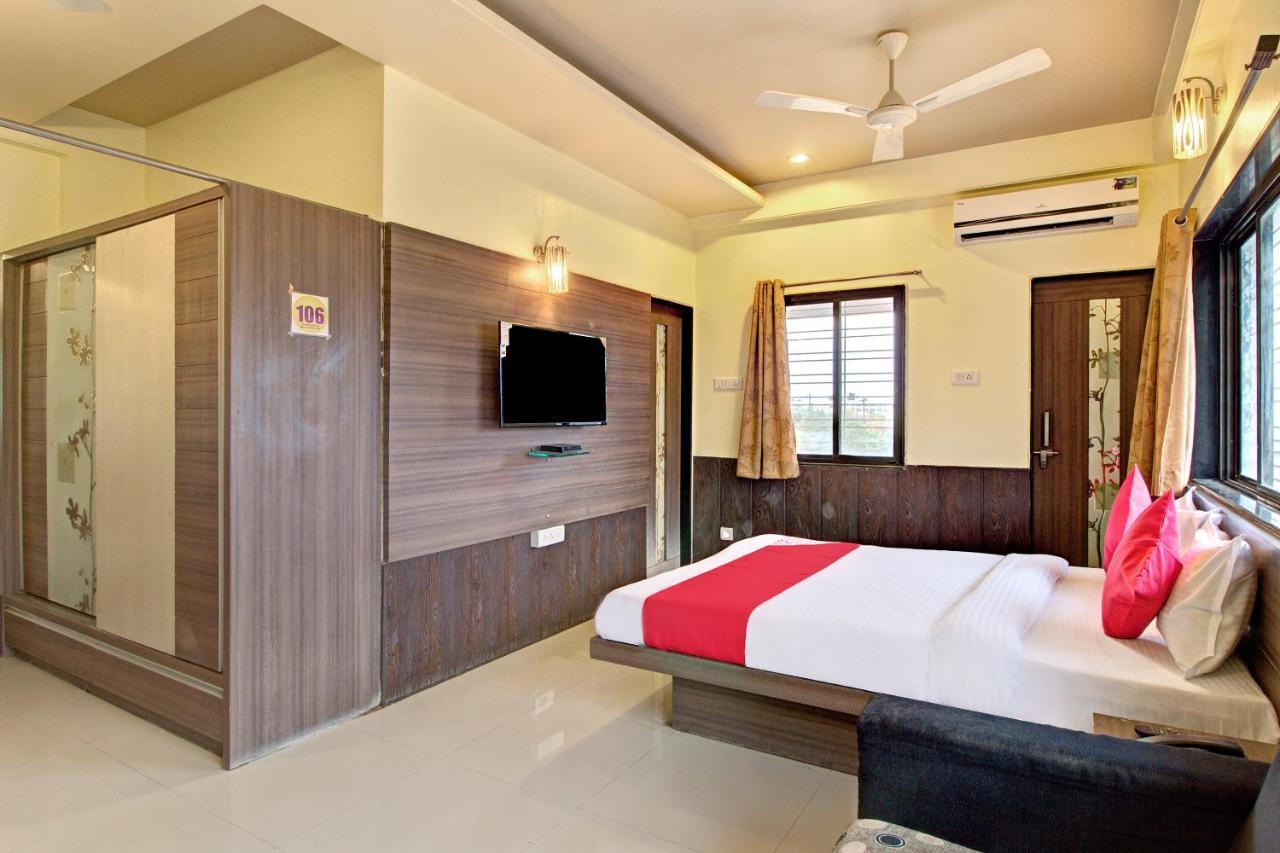 Oyo Slp013 Savan And Sapna Lodging Otel Solapur Dış mekan fotoğraf